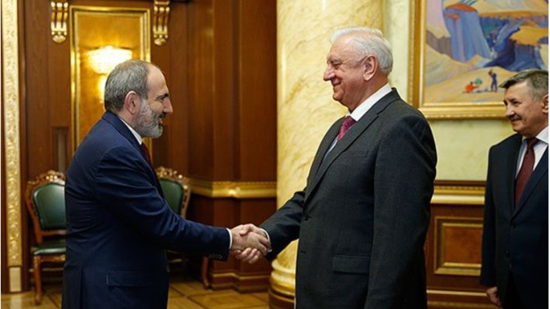 miasnikovich_pashinyan_shabat.am(1)