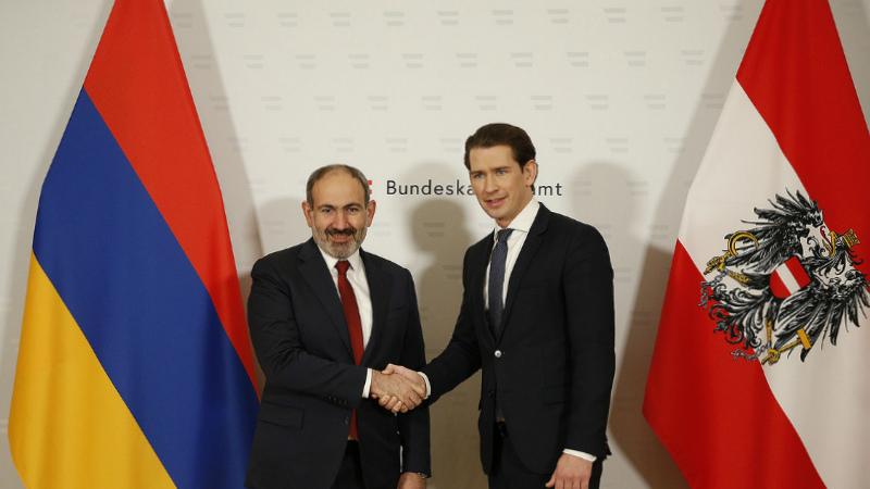 nikol_pashinyan_sebastian_kurts_shabat.am1