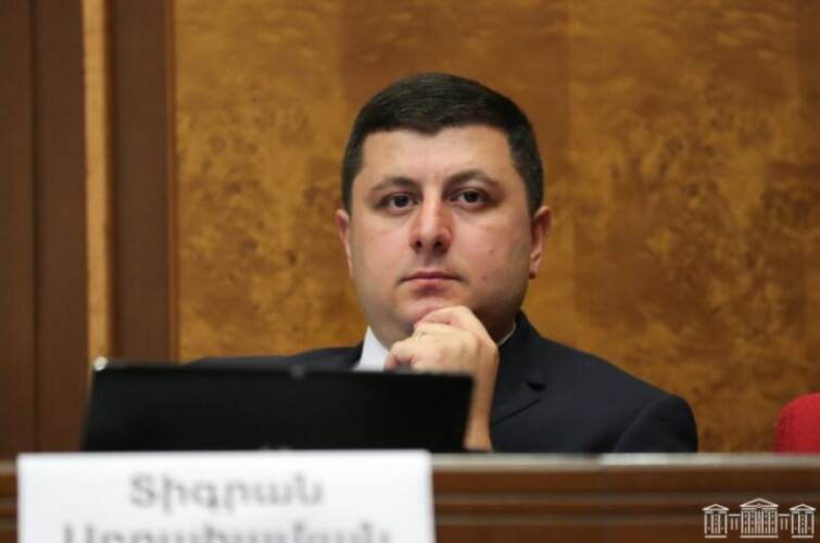 tigran-abragamyanthumb_1-_x588-quality90-800x530