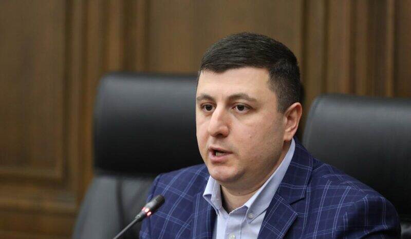 l-eyoDDkttJJ-800×466 l-eyoDDkttJJ-800x466