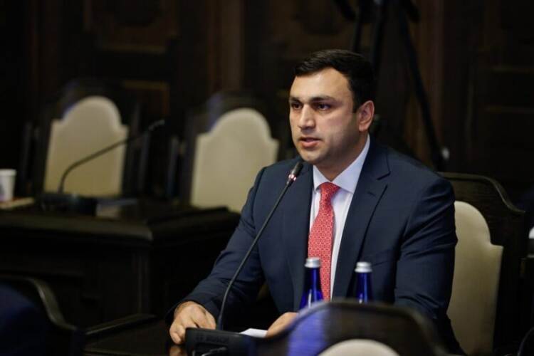 argishti-mekhakyan-800x533